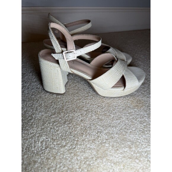 Kenneth Cole Reaction Natural Women's Reeva Platform Heeled Sandal Size 8 - Picture 2 of 5